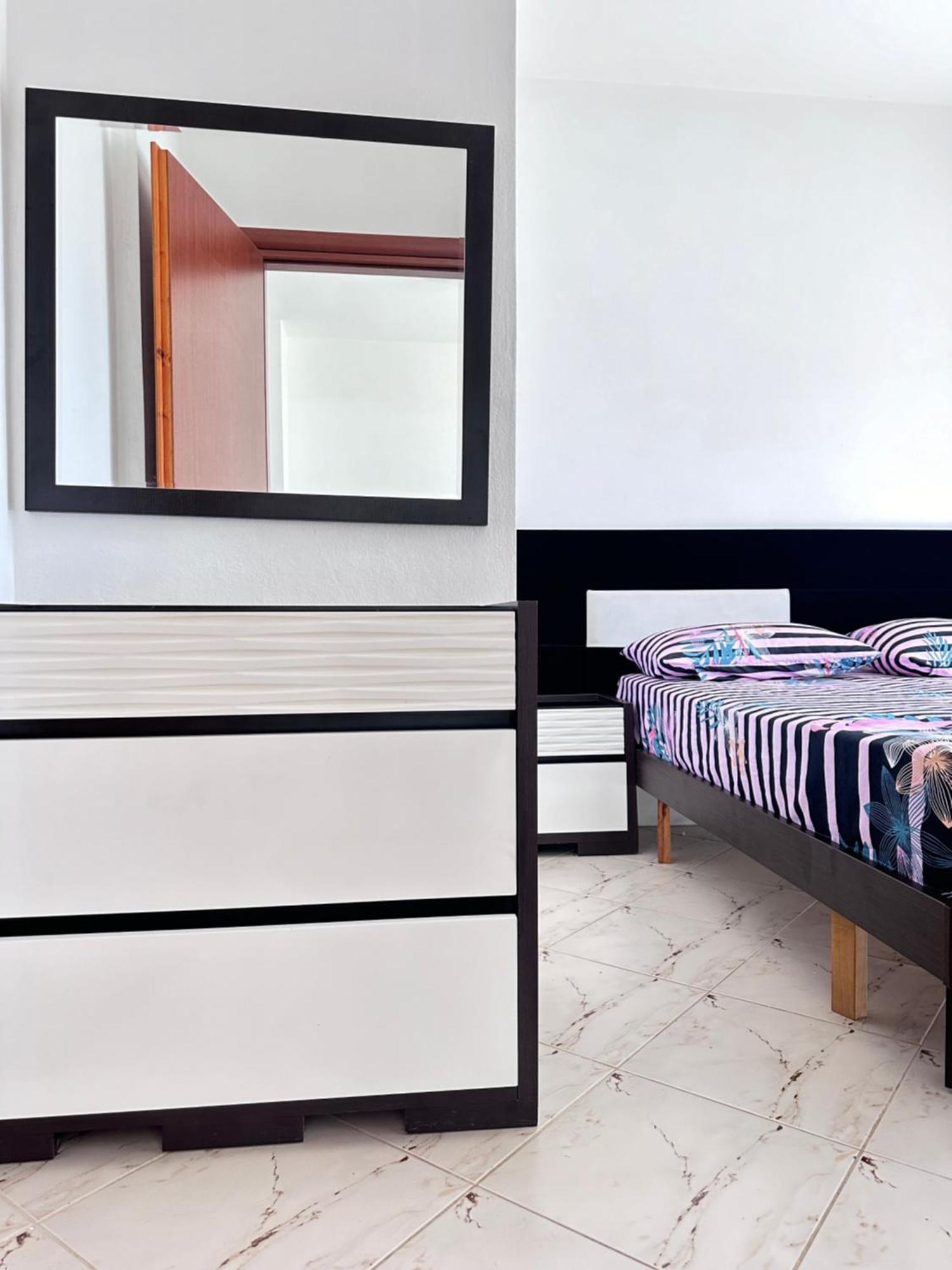 Tini Sea View Apartment Saranda Kültér fotó
