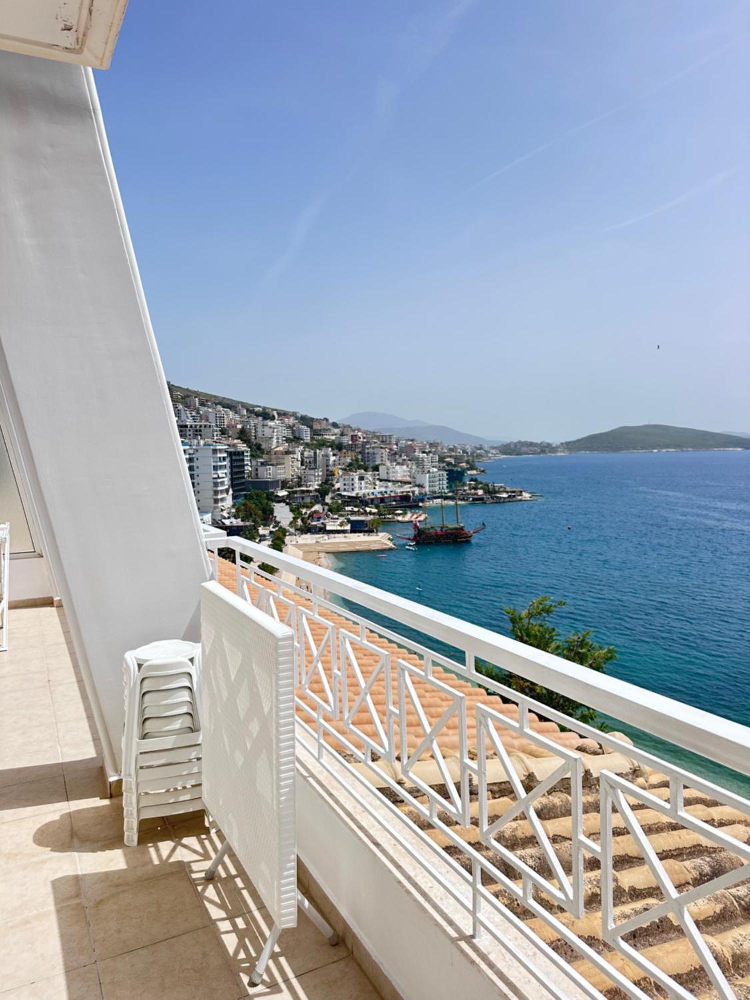 Tini Sea View Apartment Saranda Kültér fotó